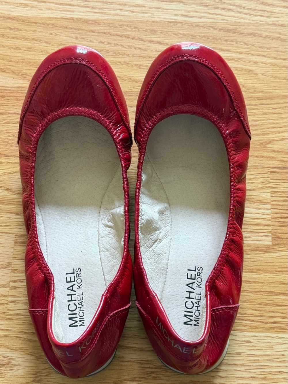MICHAEL KORS Red Patent Leather Ballet Flats Women's Size 7.5